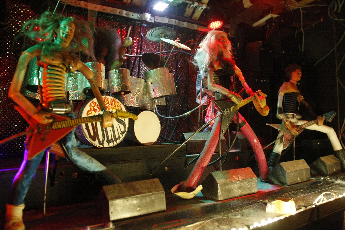 MARIONETAS MUSICA FAMILIAR REF.83